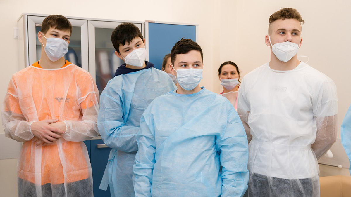 Ученики медклассов побывают на экскурсиях в московских поликлиниках и больницах
