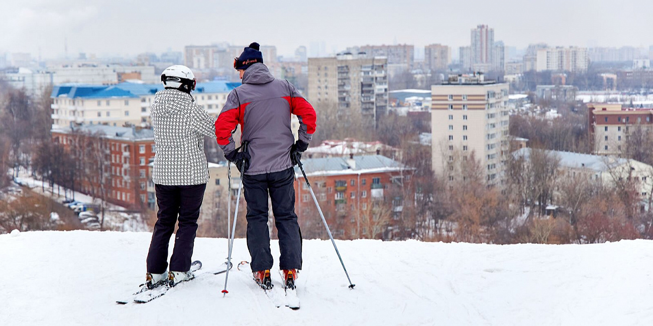 Ледяные горки и лыжные трассы: около четырех тысяч объектов зимнего отдыха откроют в этом сезоне